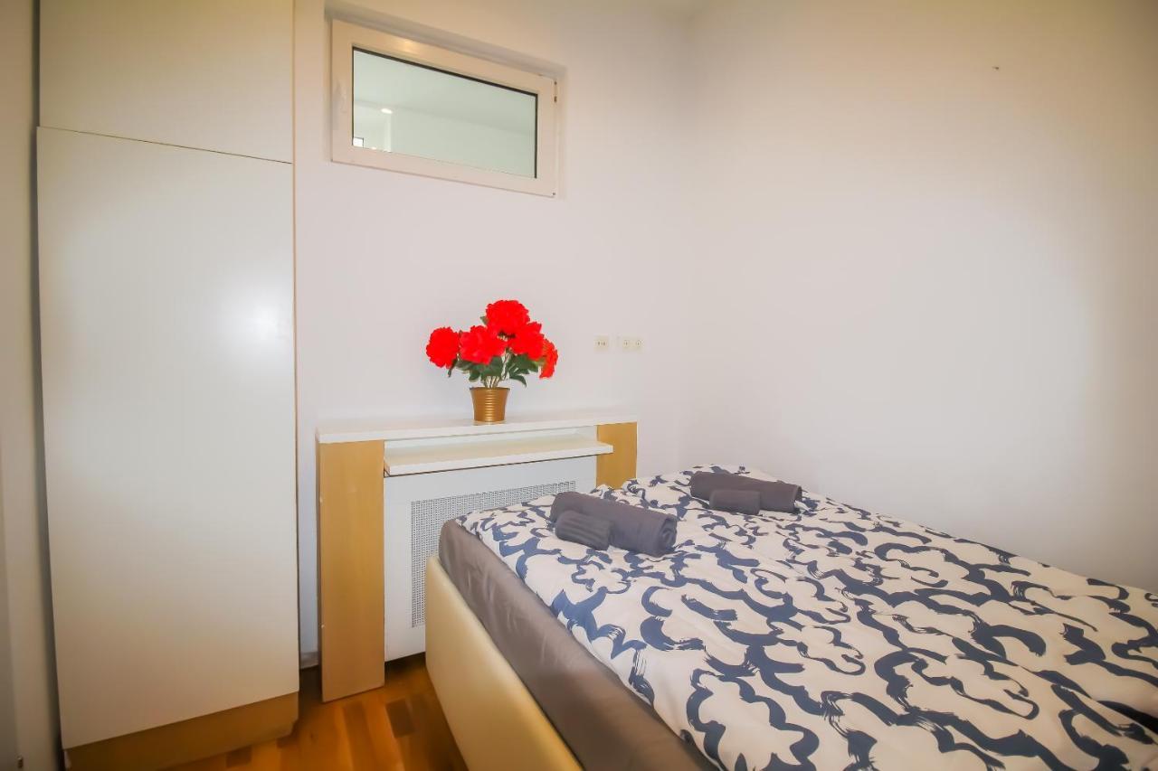 Deluxe Apartment 5P Mm A Viena Exterior foto